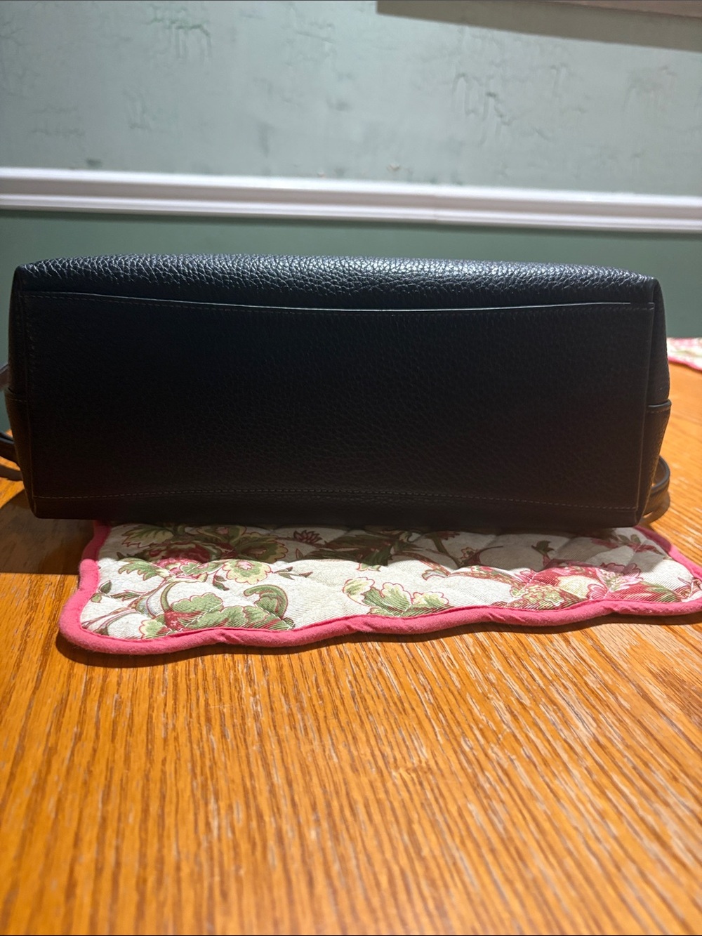 Coach Black Pebbled Leather Laurel Bag with Gold Hardware - Picture 3 of 4